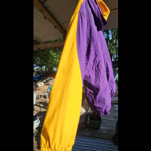 NIKE NFL MINNESOTA VIKINGS PUFFER JACKET - Picture 4 of 13